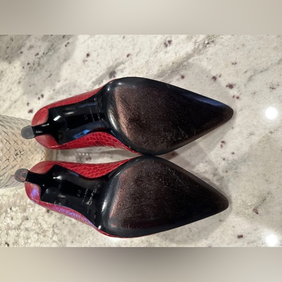 Burberry red crocodile heels size 36 - Picture 8 of 8